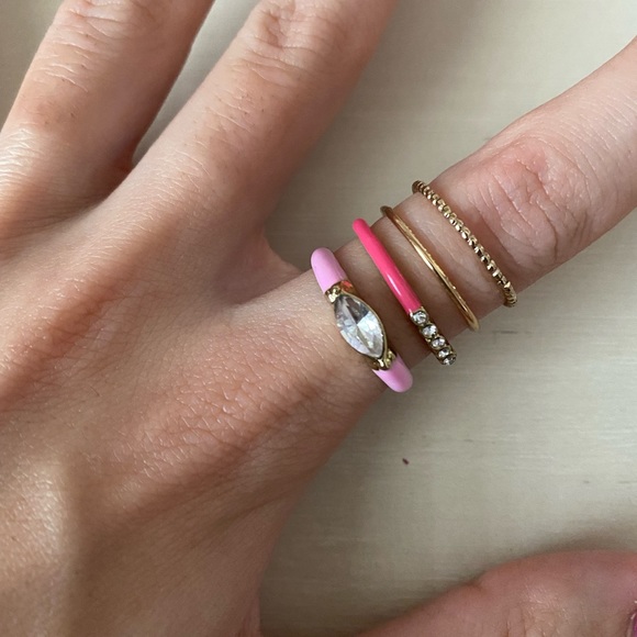 NWOT Altar d’state set of four pink and gold dainty rings - Picture 3 of 5